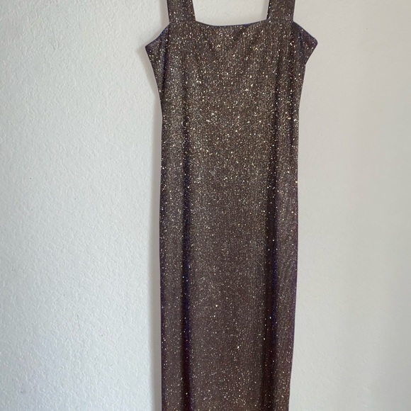Bardot Holographic Elegant Gold Shimmery Sleeveless Sheath Midi Party Dress 4 - Picture 8 of 14